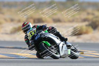 media/Nov-16-2024-CVMA (Sat) [[0e4bb1f32f]]/Race 9-Amateur Supersport Middleweight/